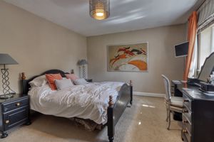 Photo 27- click for photo gallery